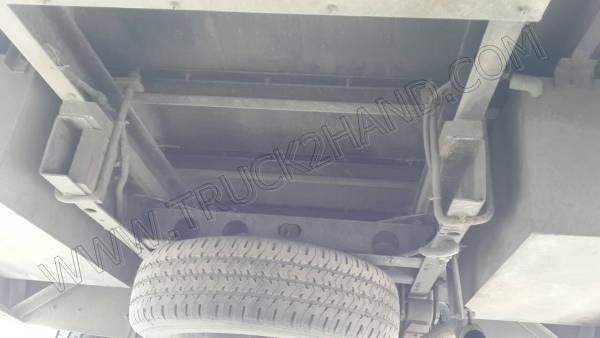 รถบรรทุก 4 ล้อ บรรทุกตู้แห้ง ยี่ห้อ ISUZU