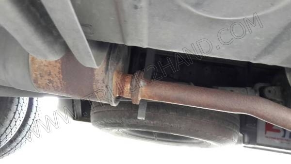 รถบรรทุก 4 ล้อ บรรทุกตู้แห้ง ยี่ห้อ ISUZU