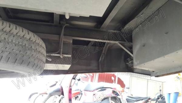 รถบรรทุก 4 ล้อ บรรทุกตู้แห้ง ยี่ห้อ ISUZU