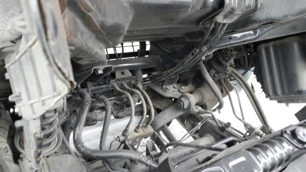 รถบรรทุก 4 ล้อ บรรทุกตู้แห้ง ยี่ห้อ ISUZU