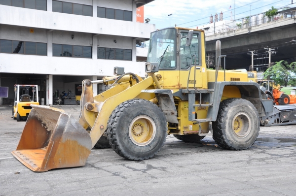 KOMATSU  WA 320-3H  SN  H20171