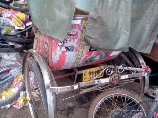ขายสามล้อถีบโบราณ เก่าหายาก 5500  สนใจติดต่อ