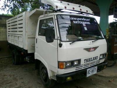 HINO หกล้อ ดัมพ์ KM777 ปี 35 คอกสูง เครื่อง 117 แรงม้า  490,000