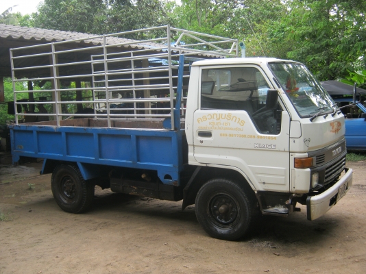 ขาย รถสีล้อบรรทุก โตโยต้า bu20 เครือง85แรงรถสวย