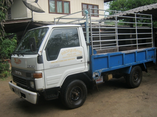 ขาย รถสีล้อบรรทุก โตโยต้า bu20 เครือง85แรงรถสวย