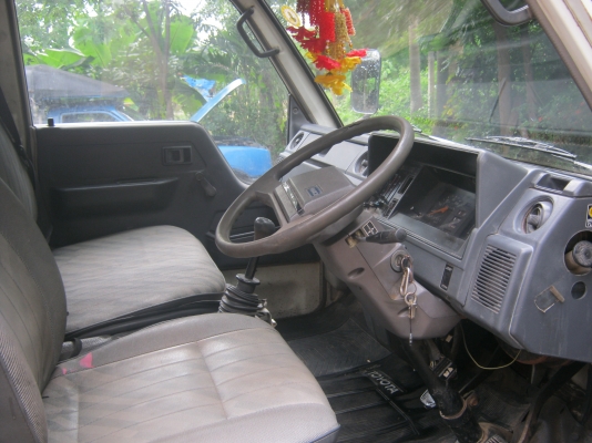 ขาย รถสีล้อบรรทุก โตโยต้า bu20 เครือง85แรงรถสวย