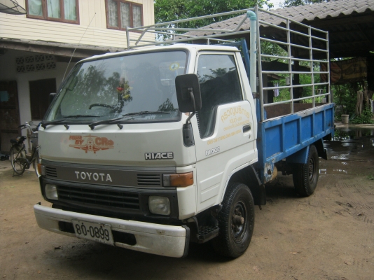 ขาย รถสีล้อบรรทุก โตโยต้า bu20 เครือง85แรงรถสวย