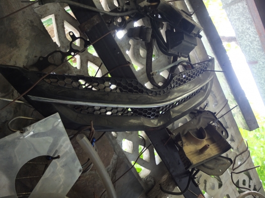 ขาย กระจังหน้าTOYOTA VIOS ปี09  ราคา500