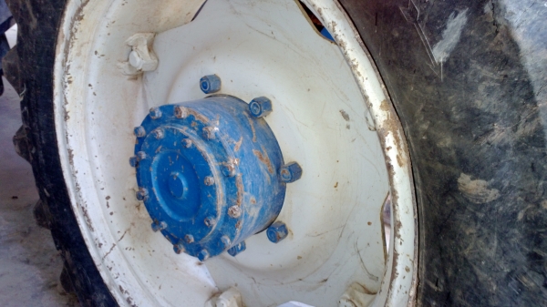 รถไถFORD6610 แท้ๆรถ2เพลาแท้ สวยมาก สีเดิม เล่มทะเบียนพร้อม