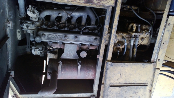 รถขุดล้อยาง8ล้อ โคเบฯ04 พร้อมใช้ YD 00136