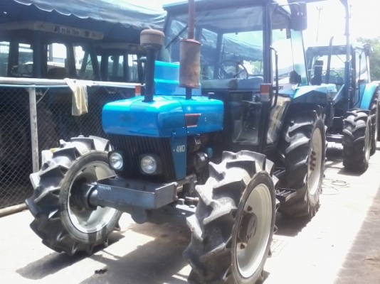 ขายรถนำเข้า FORD4630/65แรง 3 สูบ 2 เพลาประหยัดน้ำมัน