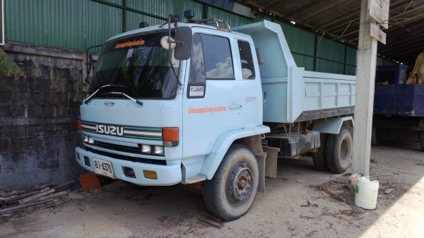 6ล้อดั้ม195แรงFTR32F รถออกห้างแท้ สวย เก็บสีแล้ว