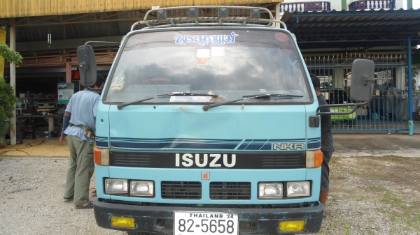 อีซุซุ NFR. 110 แรงล