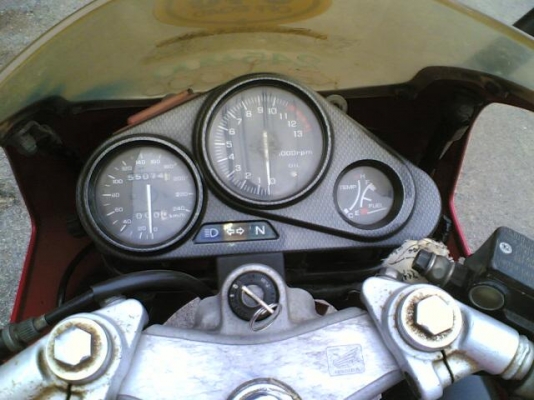 ขาย NSR150rrw ทะเบียนพร้อมชุดโอนเครื่องเดิมยังแน่นๆสมบูรณ์มากระบบไฟออกหมดRC วาร์ทำงานปกติขาย 16500 บาท