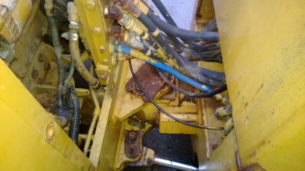 ต้องการขายด่วน รถบด ยี่ห้อ KAWASAKI รุ่น KV4A2 -0162