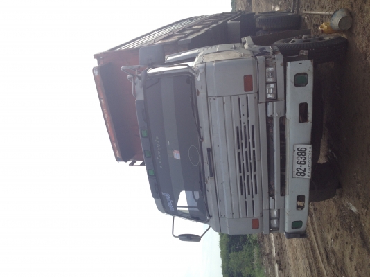 นิสสัน UD 10 ล้อ ดั้มพ์ PE เทอร์โบ