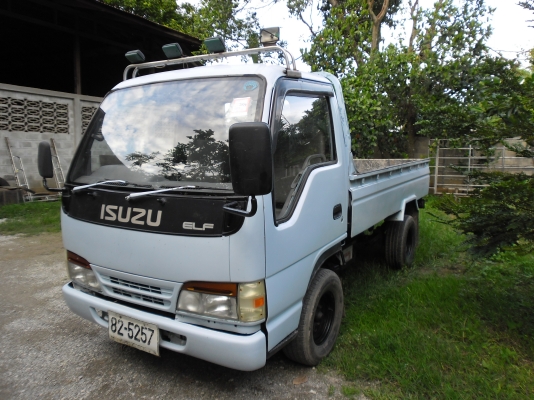 ขาย 4 ล้อการ์ตูน NKR- 88 HP รถห้าง ขาย 4 ล้อการ์ตูน NKR- 88 HP รถห้าง