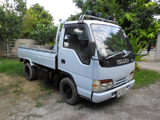 ขาย 4 ล้อการ์ตูน NKR- 88 HP รถห้าง ขาย 4 ล้อการ์ตูน NKR- 88 HP รถห้าง