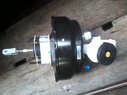 ขายหม้อลมเบรคชั้นครึ่ง D-MAX 2500 คอมมอลเรล ของแท้