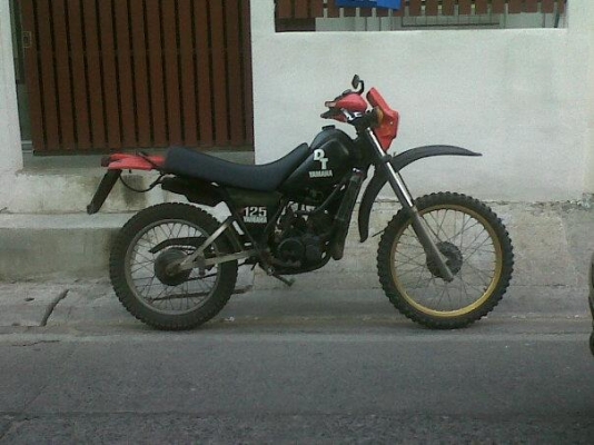 ขาย ยามาฮ่า DT 125 LC  หม้อน้ำ ตัวนอกถังอูฐ พร้อมโอน ถูกๆ