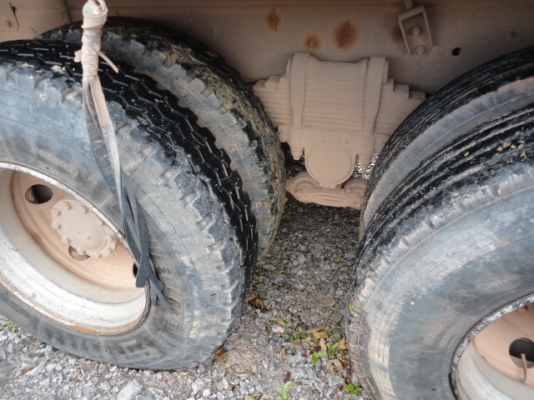 10 ล้อดั้ม2เพลา ISUZU 300 แรง ปี53 ไมล์แสนกว่าๆ ไม่เคยมีอุบัติเหตุ