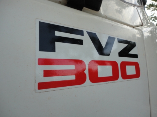 10 ล้อดั้ม2เพลา ISUZU 300 แรง ปี53 ไมล์แสนกว่าๆ ไม่เคยมีอุบัติเหตุ