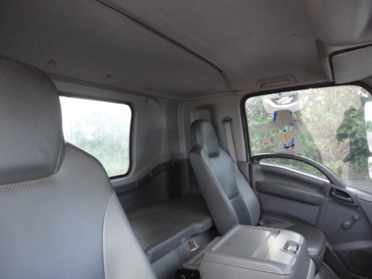 10 ล้อดั้ม2เพลา ISUZU 300 แรง ปี53 ไมล์แสนกว่าๆ ไม่เคยมีอุบัติเหตุ