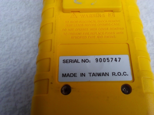 มัลติมิเตอร์ตัวใหญ่ ยี่ห้อ ELMA 620 วัดได้เยอะมากละเอียด และกระแสได้ถึง 20A. มัลติมิเตอร์ตัวใหญ่ ยี่ห้อ ELMA 620 วัดได้เยอะมากละเอียด และกระแสได้ถึง 20A.