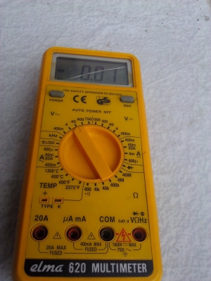 มัลติมิเตอร์ตัวใหญ่ ยี่ห้อ ELMA 620 วัดได้เยอะมากละเอียด และกระแสได้ถึง 20A. มัลติมิเตอร์ตัวใหญ่ ยี่ห้อ ELMA 620 วัดได้เยอะมากละเอียด และกระแสได้ถึง 20A.