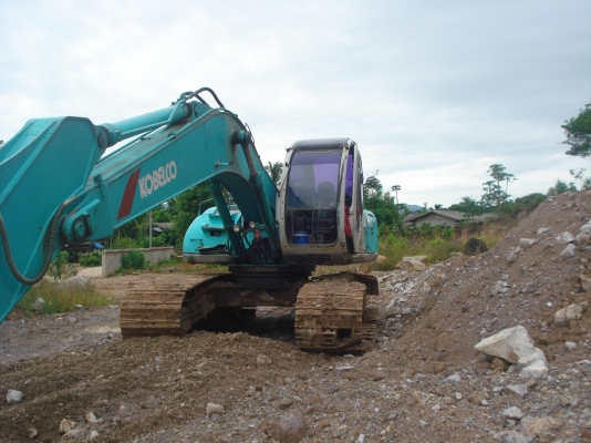 ขายดาวน์แบคโฮ KOBELCO MARK-5 SUPER SK200 ขายดาวน์แบคโฮ KOBELCO MARK-5 SUPER SK200