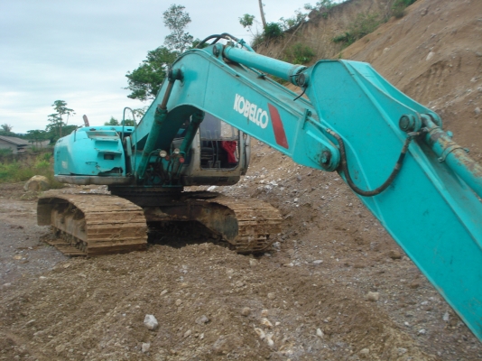 ขายดาวน์แบคโฮ KOBELCO MARK-5 SUPER SK200 ขายดาวน์แบคโฮ KOBELCO MARK-5 SUPER SK200