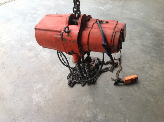 ขายรอกโซ่ไฟฟ้าเก่าญี่ปุ่น ขนาด 2 ตัน ตราช้างสภาพดียังไม่เคยใช้งานในไทย ขายรอกโซ่ไฟฟ้าเก่าญี่ปุ่น ขนาด 2 ตัน ตราช้างสภาพดียังไม่เคยใช้งานในไทย