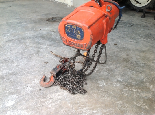 ขายรอกโซ่ไฟฟ้าเก่าญี่ปุ่น ขนาด 2 ตัน ตราช้างสภาพดียังไม่เคยใช้งานในไทย ขายรอกโซ่ไฟฟ้าเก่าญี่ปุ่น ขนาด 2 ตัน ตราช้างสภาพดียังไม่เคยใช้งานในไทย