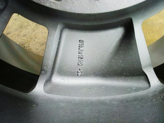 ขายล้อ 15x8.5 6 รู