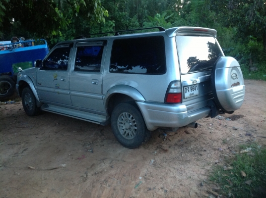 ขาย อีซูซุ แอดแวนเจอร์ รถครอบครัว 5ประตู สภาพดีพร้อมใช้