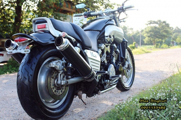 แม็กสิงห์บุรี//YAMAHA V-MAX 1200 CC ปี96 สภาพสวยมีท่อแต่งคู่ อินวอย+สรรพาสมิตร 89000 ด่วน