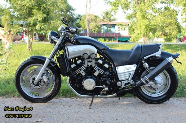 แม็กสิงห์บุรี//YAMAHA V-MAX 1200 CC ปี96 สภาพสวยมีท่อแต่งคู่ อินวอย+สรรพาสมิตร 89000 ด่วน
