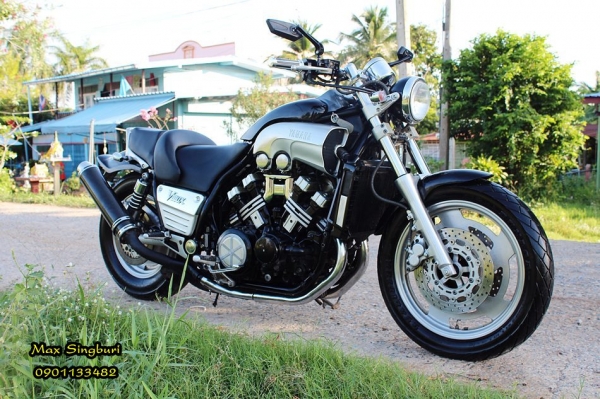 แม็กสิงห์บุรี//YAMAHA V-MAX 1200 CC ปี96 สภาพสวยมีท่อแต่งคู่ อินวอย+สรรพาสมิตร 89000 ด่วน