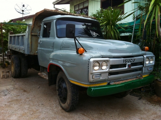 ขายด่วน รถบรรทุก 6 ล้อ ราคา 450000