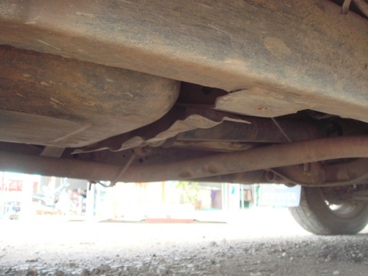 ขาย HILUX HERO 2.4 ปี2532 สีแดง 4 ประตู สภาพดีเยี่ยม รถบ้านเจ้าของขายเอง