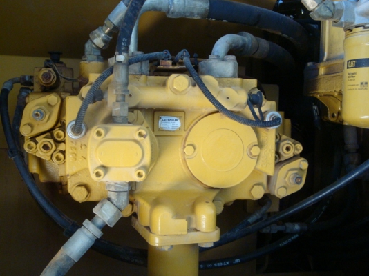 CAT 320D รุ่นก่อนคอมมอนเรล ทนอึด ประหยัด ไม่มีปัญหา ยังใช้งานอยู่