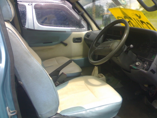 ขายหลังคาสูงปี95เครื่อง2800แต่งVIPสภาพสวยๆพร้อมใช้งานคับ