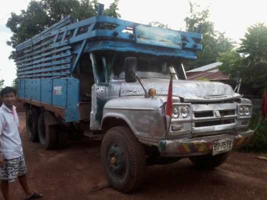 ขาย10ล้อหน้ายาว 2เพลาใหญ่ เครื่องHO7C 180 Hpราคาถูกสุดๆคับพี่น้อง