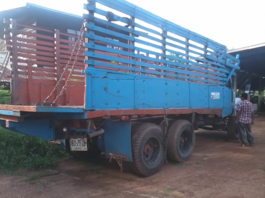 ขาย10ล้อหน้ายาว 2เพลาใหญ่ เครื่องHO7C 180 Hpราคาถูกสุดๆคับพี่น้อง