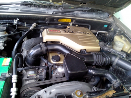 ISUZU DRAGON EYE ปี 2001