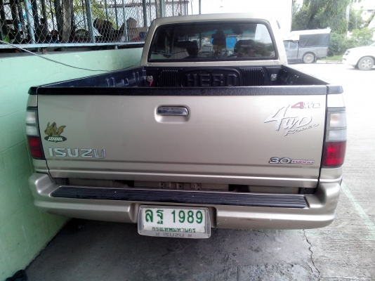 ISUZU DRAGON EYE ปี 2001