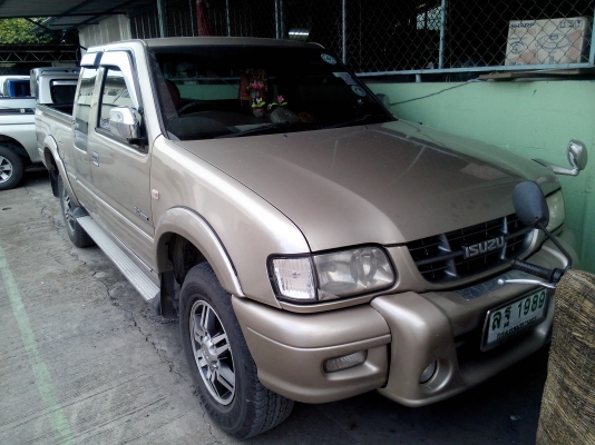 ISUZU DRAGON EYE ปี 2001