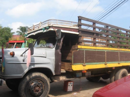 ขายรถบรรทุก 6 ล้อใหญ่ ตามสภาพ