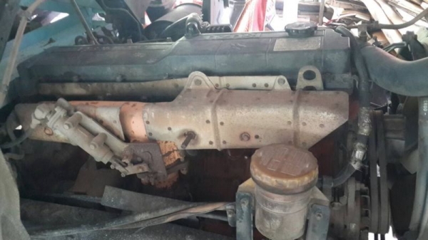 รถอิซุซุ 6 ล้อดั้ม 195 แรงม้า  สนใจติดต่อ 081 - 6079515