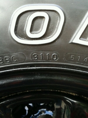 ขายยาง Mud MAXXIS 762 ขนาด285/75R16ปี10พร้อมล้อ 16x7-30 ขายยาง Mud MAXXIS 762 ขนาด285/75R16ปี10พร้อมล้อ 16x7-30